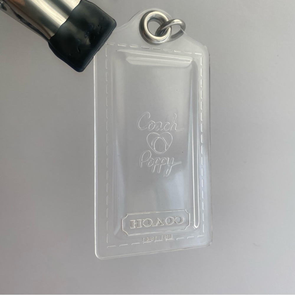 Coach Poppy – Large Clear Hang Tag Keychain
